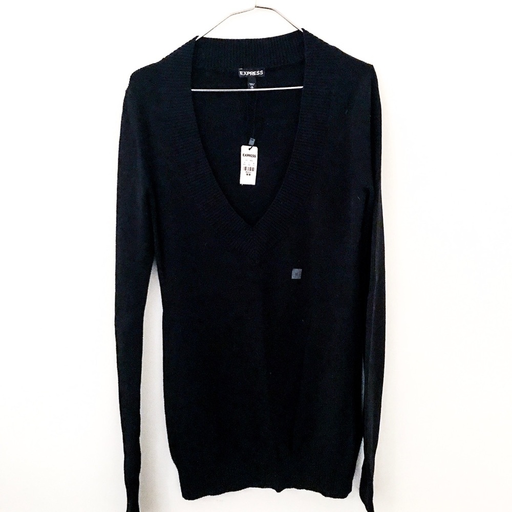 V neck sweater