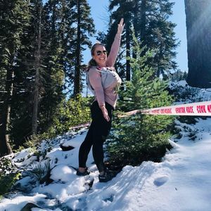 Meet your Posher, Nicole