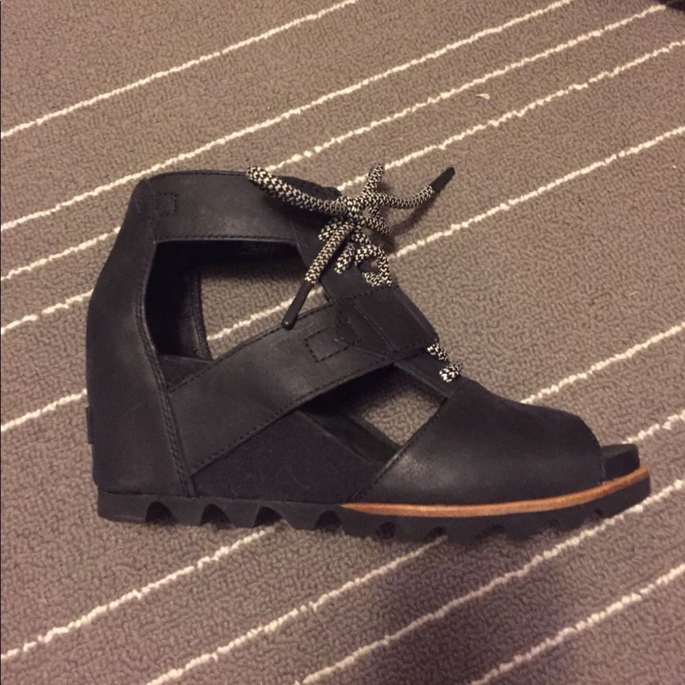 Joanie Lace Sandals