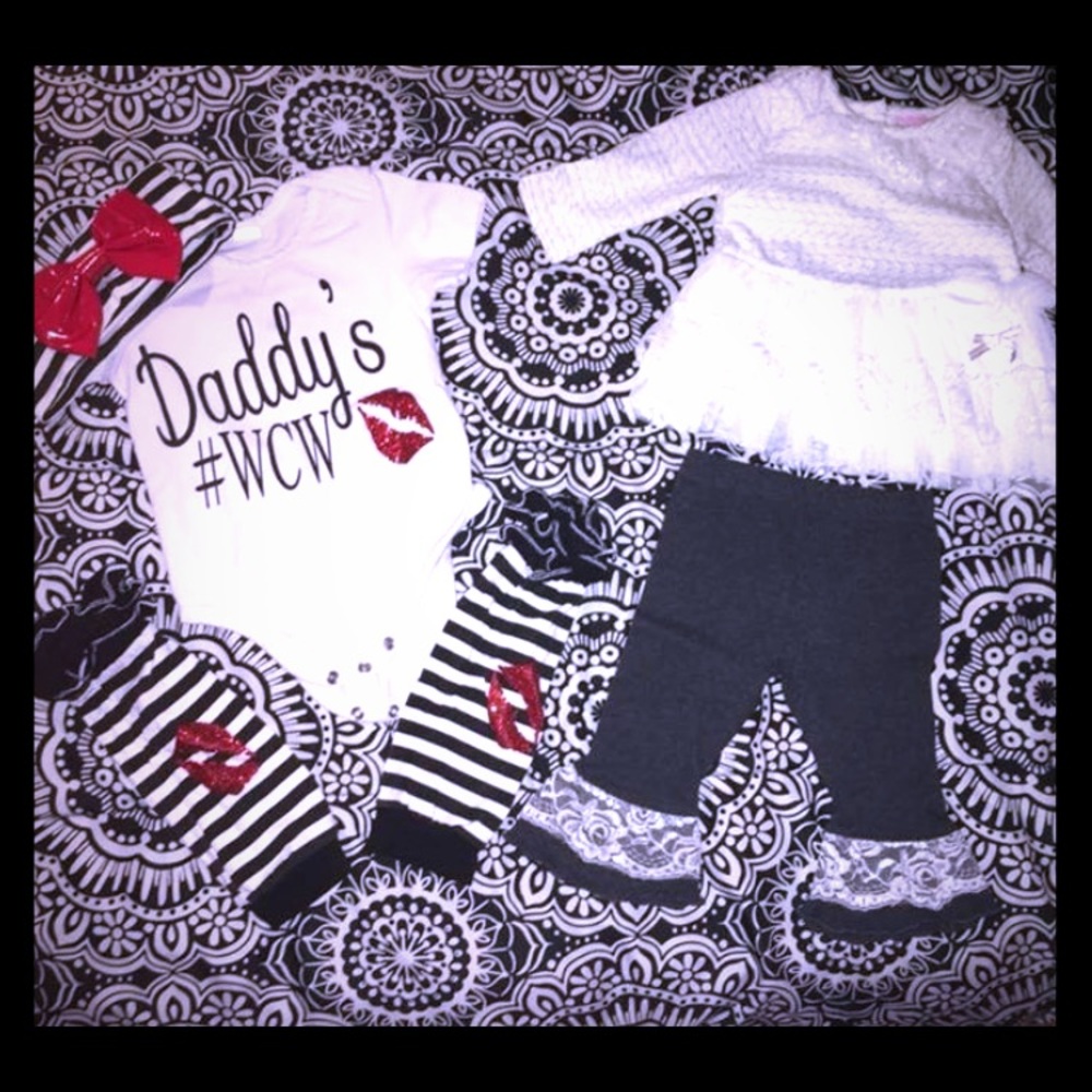 Baby Girls Outfits - Picture 1 of 1