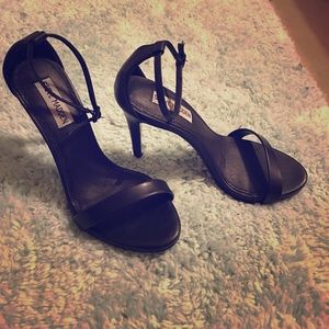 Black Steve Madden heals. In the style Stecy Black
