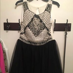 Black and white homecoming/prom dress