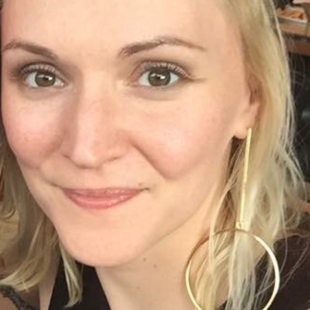 Meet your Posher, Leslie