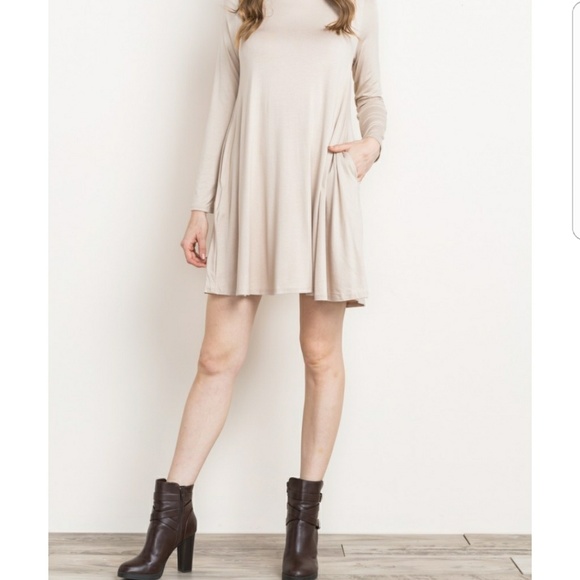 Boutique Dress - Picture 5 of 5