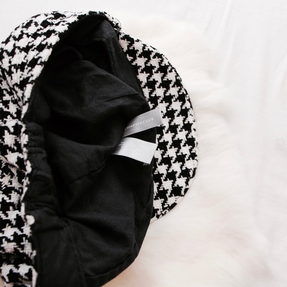 Charter Club Messenger Cap - Picture 2 of 2