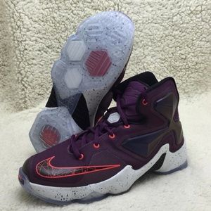 Lebron 13 Purple