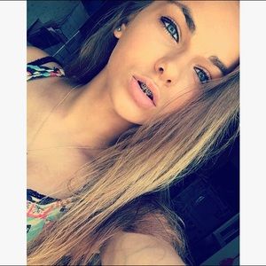 Meet your Posher, Hailey