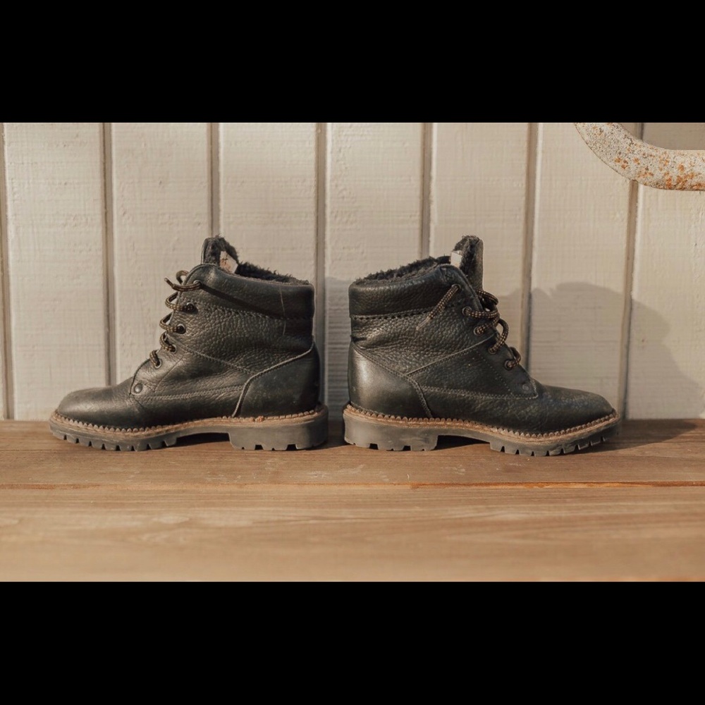 Vintage leather Booties