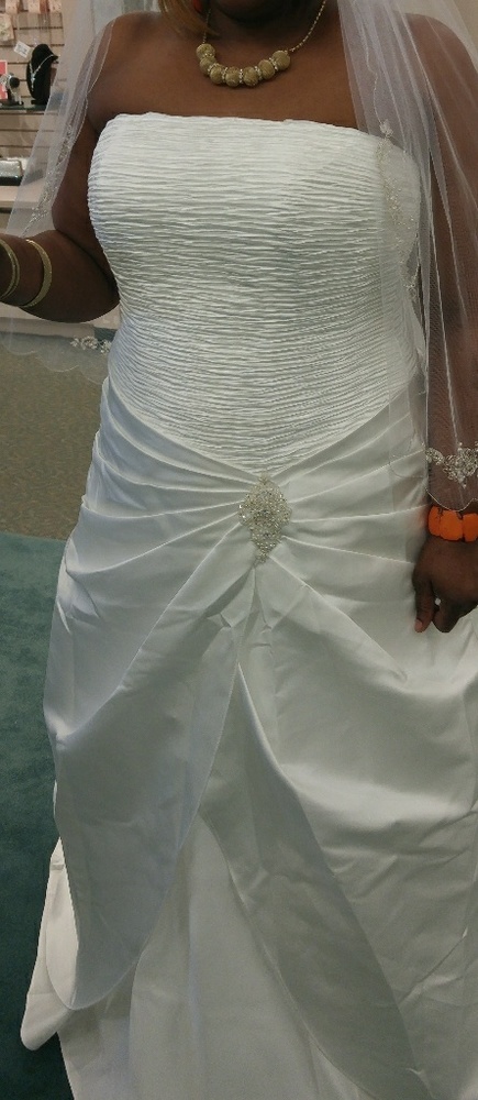 I changed my mind - NWT Wedding gown