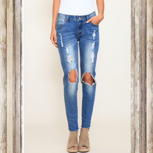 So comfy Distressed Denim skinny jean - Picture 3 of 7
