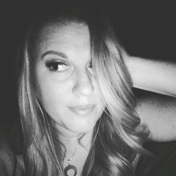 Meet your Posher, Jaime - Picture 1 of 1