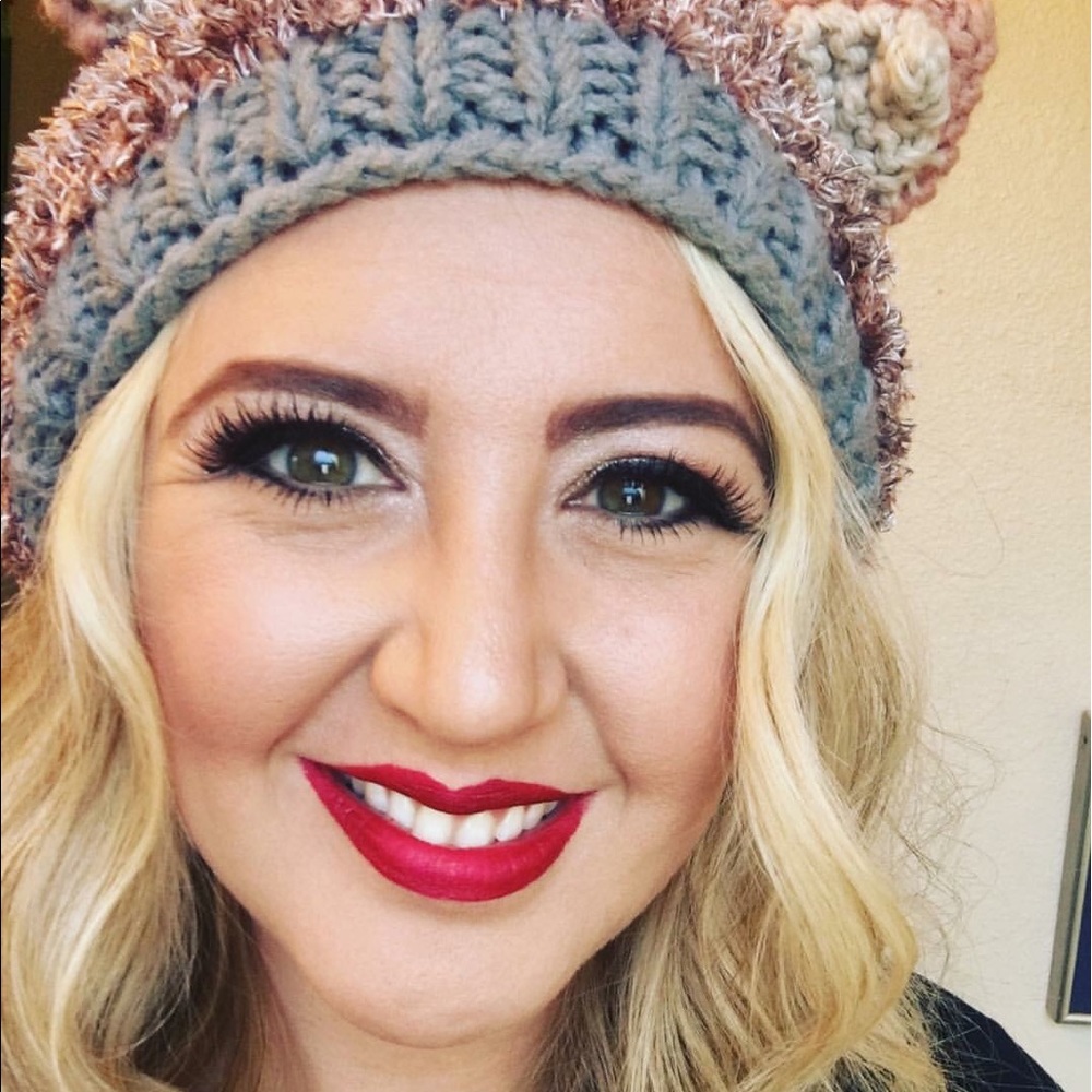 Meet your Posher, Jeannie