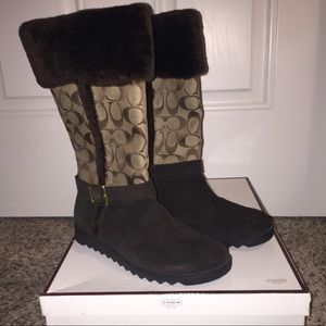 ⭐️ NEW! Coach Boots ⭐️