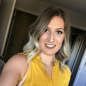 Meet your Posher, Gabrielle