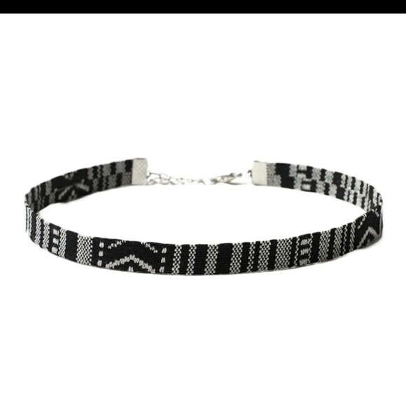 Cute black & white tapestry woven CHOKER silver ad - Picture 1 of 1