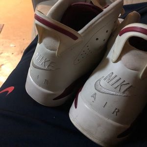 Maroon 6s