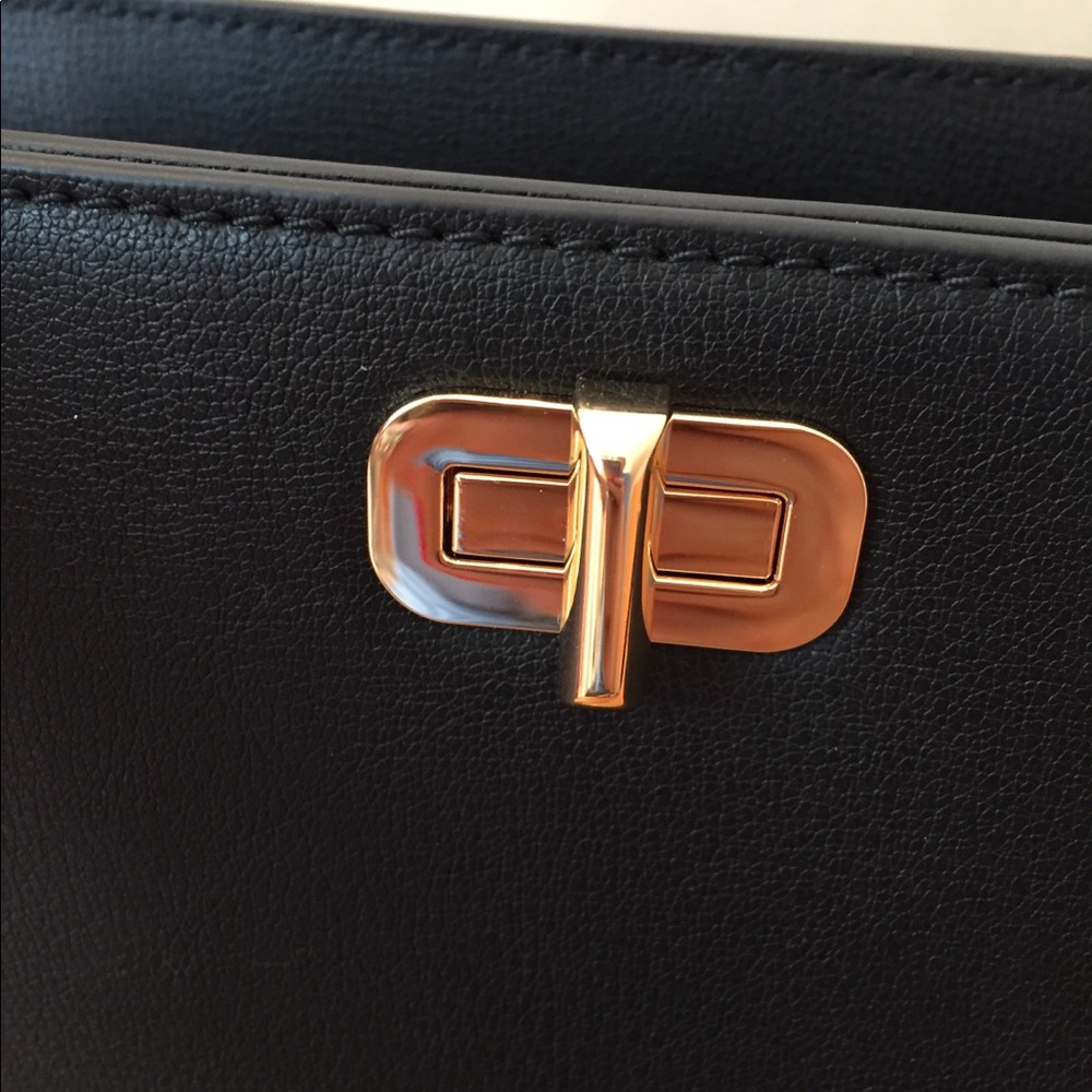 NWT MICHAEL KORS STUDDED CROSSBODY - Picture 7 of 8