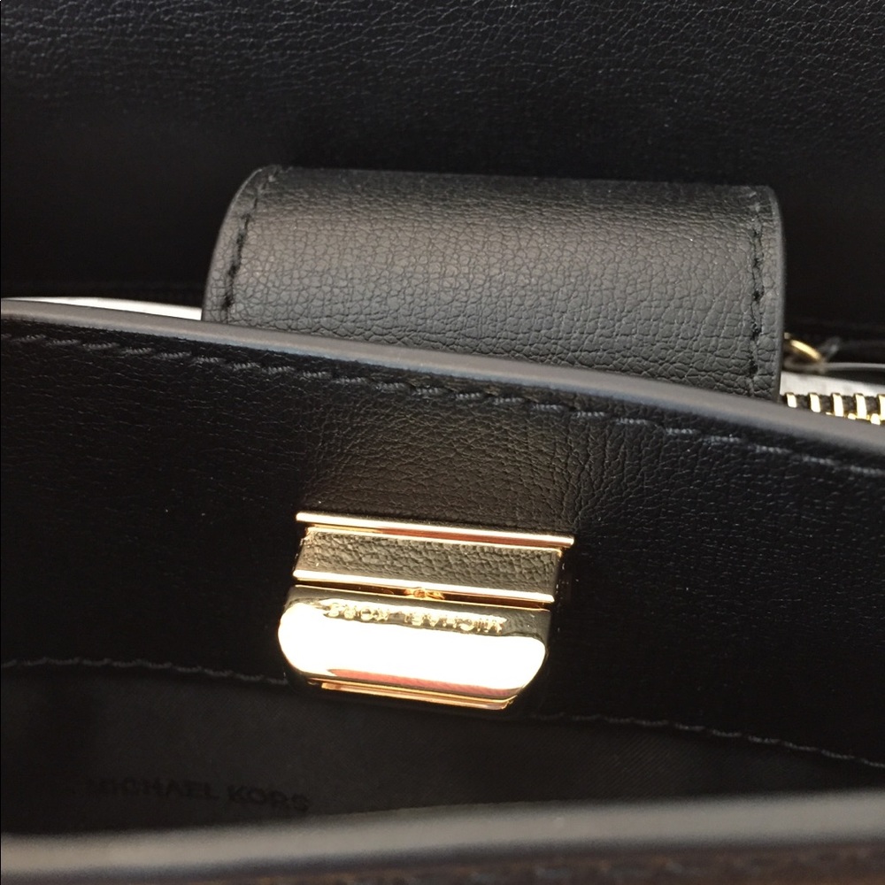 NWT MICHAEL KORS STUDDED CROSSBODY - Picture 8 of 8