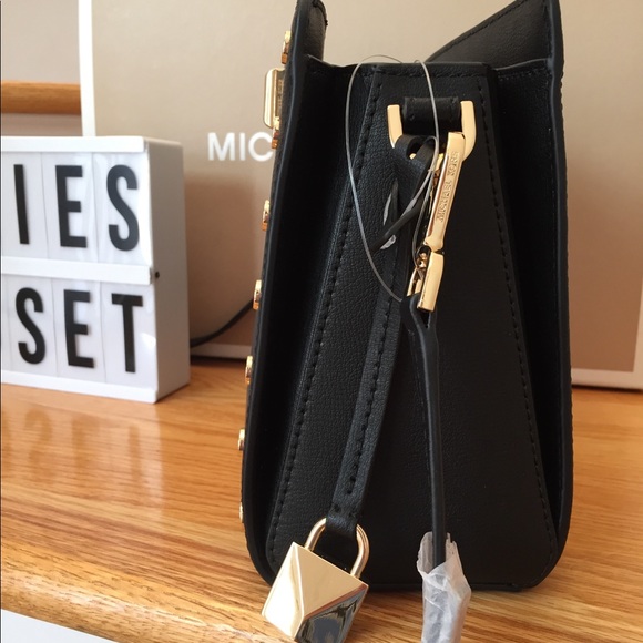 NWT MICHAEL KORS STUDDED CROSSBODY - Picture 4 of 8