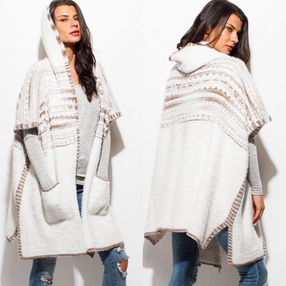 🌼NWT Fabulous Oversized Sweater Coat! - Picture 2 of 3