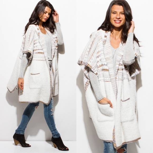 Jackets & Blazers - 🌼NWT Fabulous Oversized Sweater Coat!