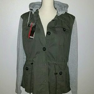 NWT Women's Jacket with Removable Hood