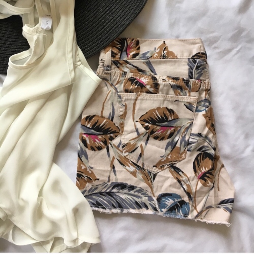 Madewell • Palm Print Cutoff Shorts