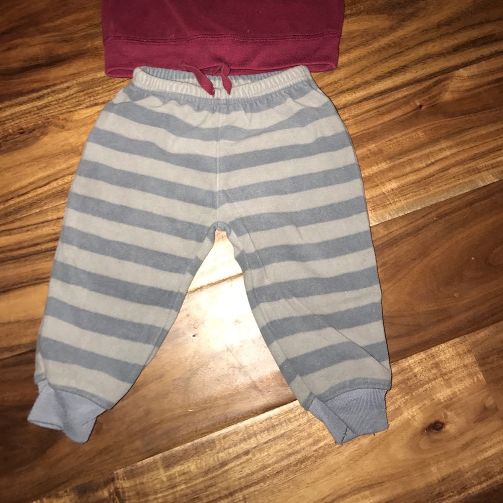 Carters matching set - Picture 4 of 4