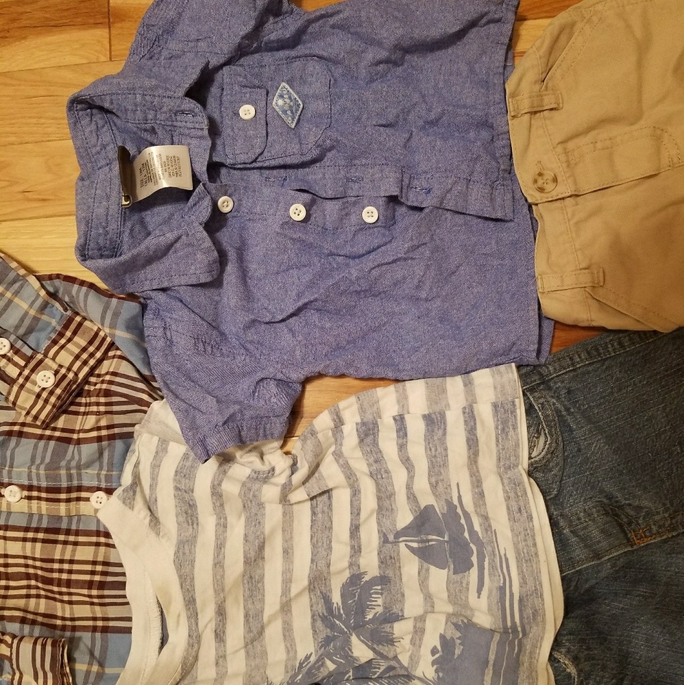 Bundle of toddler clothes - Picture 3 of 7