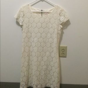 White lace detail dress
