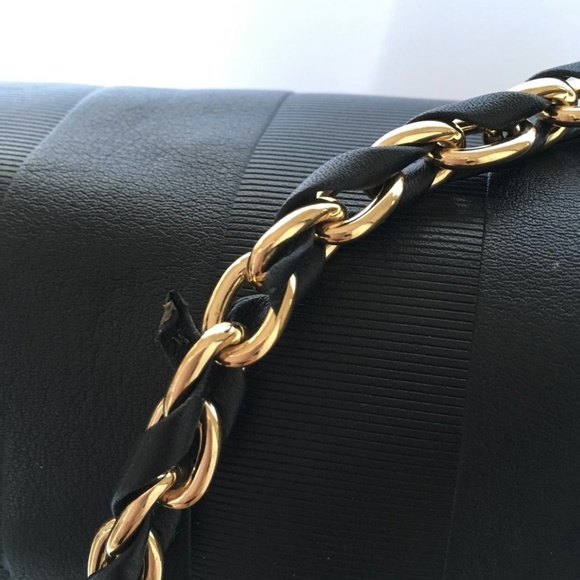 Auth. FENDI Pequin Tonal Stripe Shoulder Bag - Picture 6 of 8