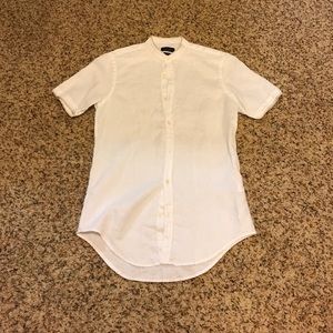 Zara Man Slim Fit shirt sleeve shirt.