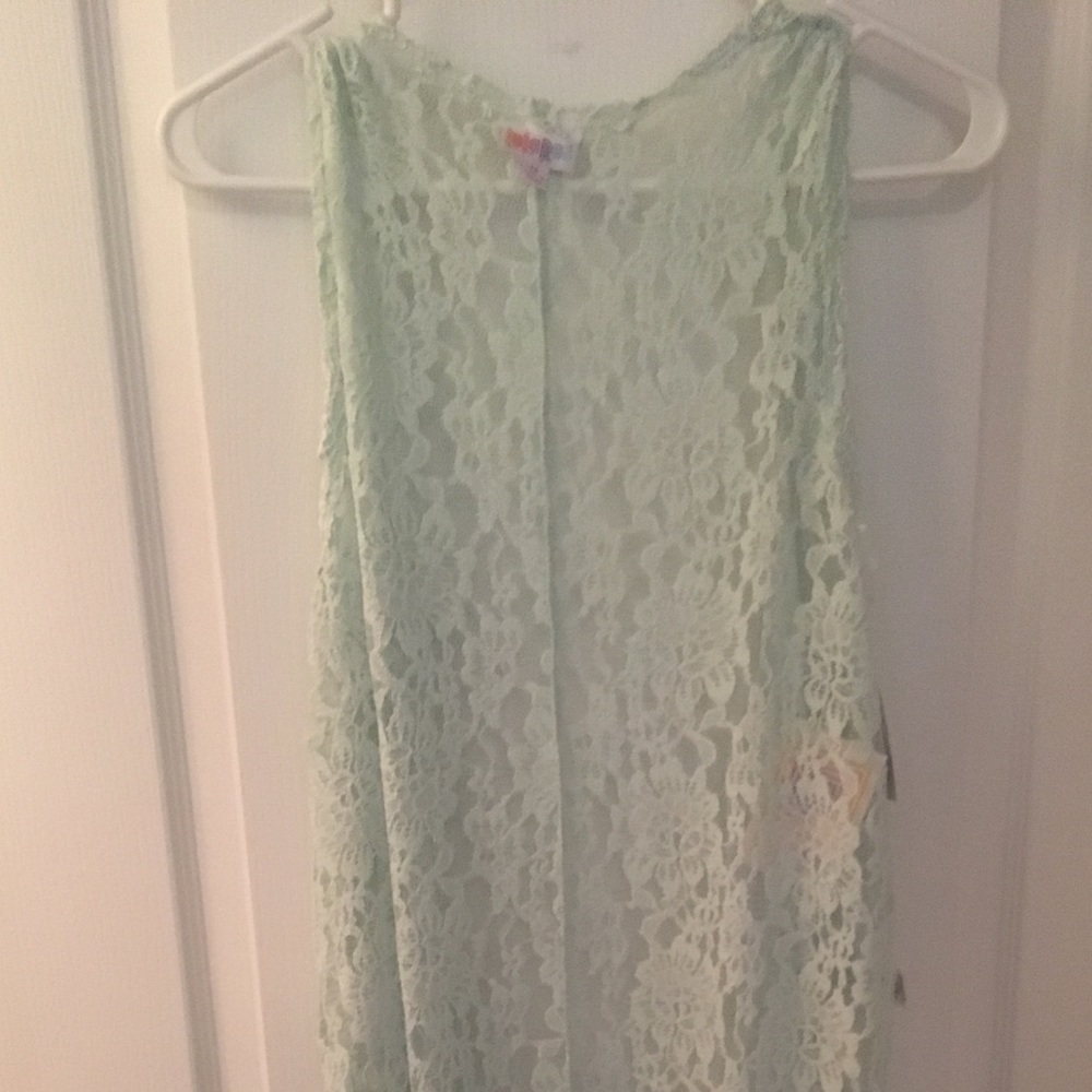 <New With Tags> Medium Lularoe Joy