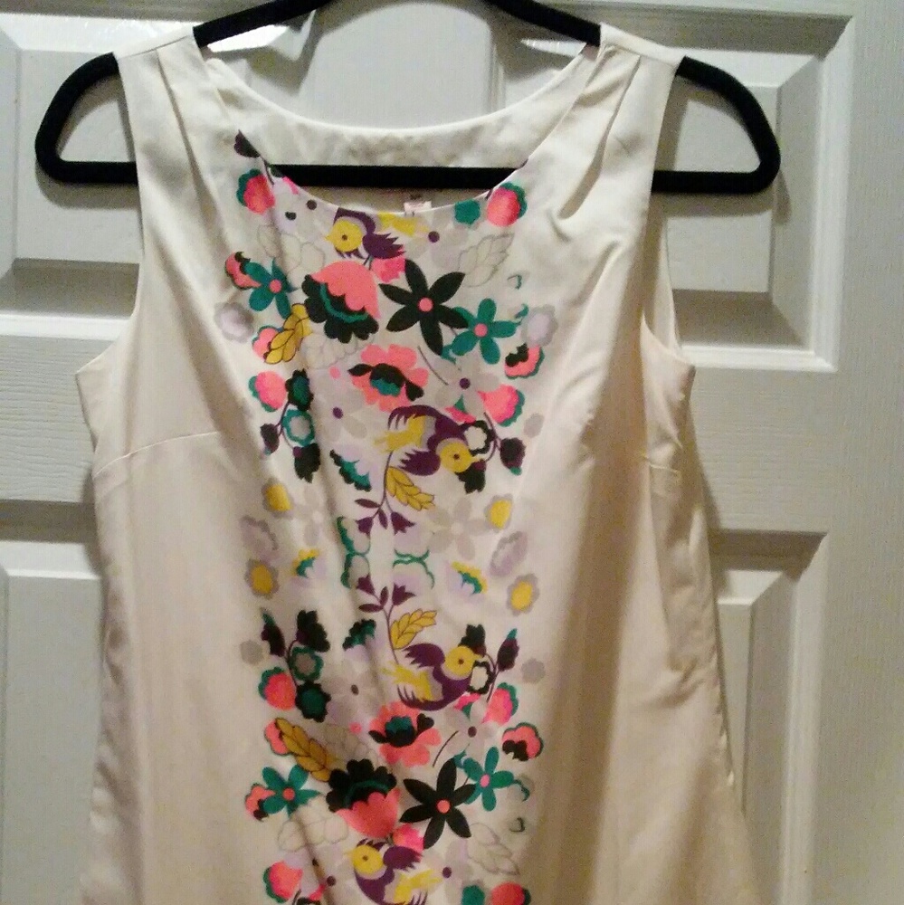 Floral Patterned Cream Dress - Picture 2 of 6