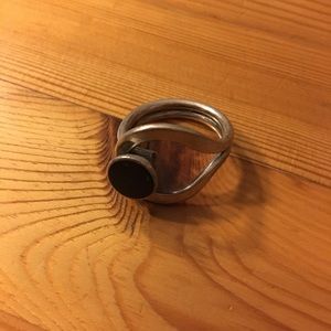 Interesting sterling silver and onyx ring