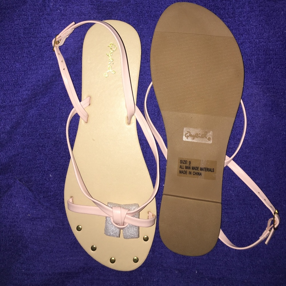 🔥FINAL SALE🔥NIB Blush Sandals Buckle Ankle Strap