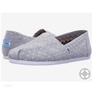 Toms shoes