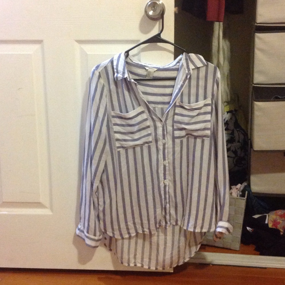 Forever 21 button up blouse