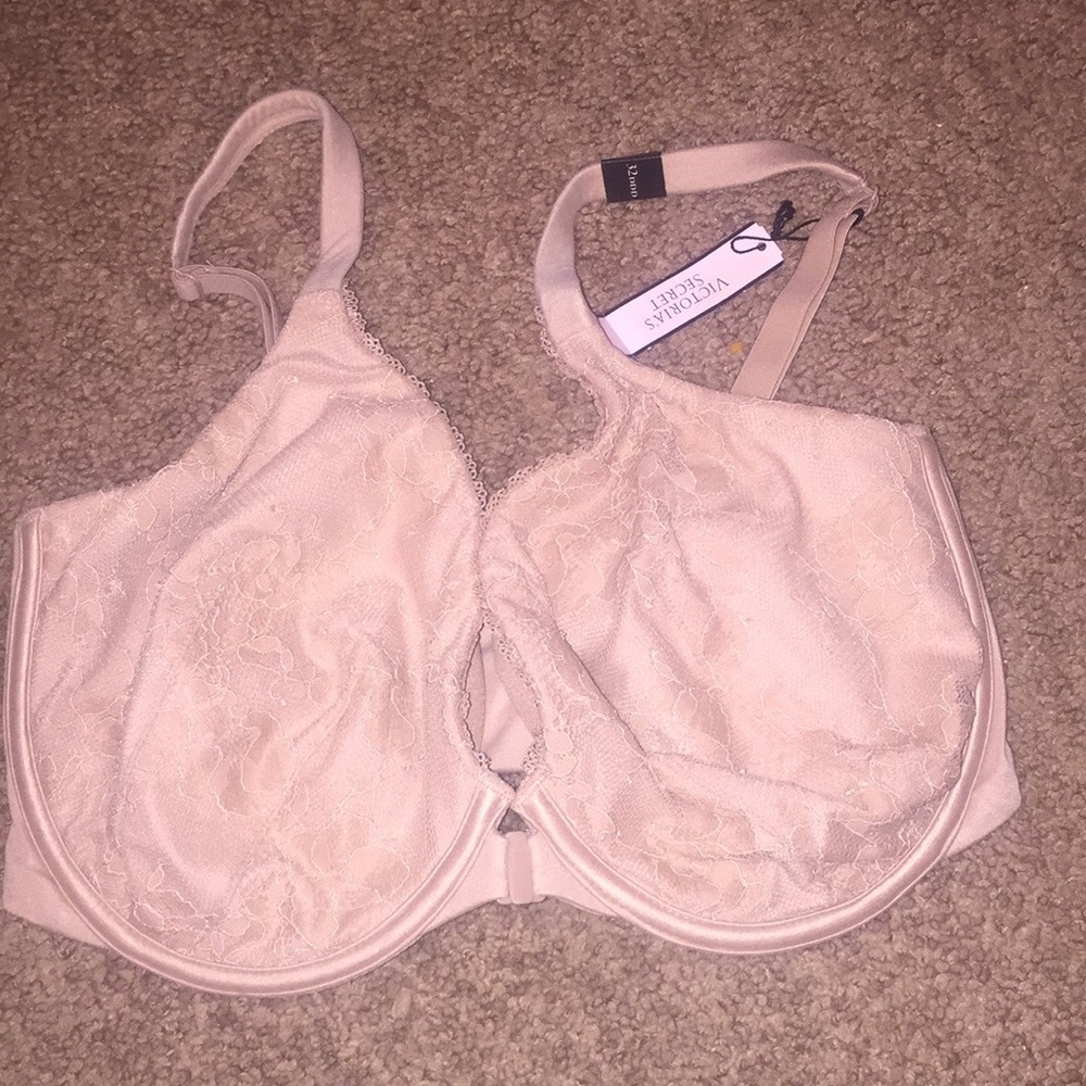Victoria's Secret bra