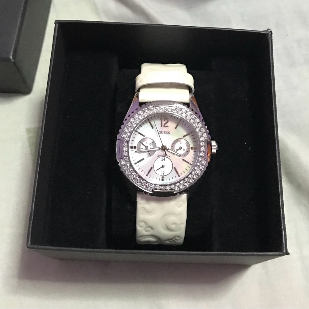Guess Watch