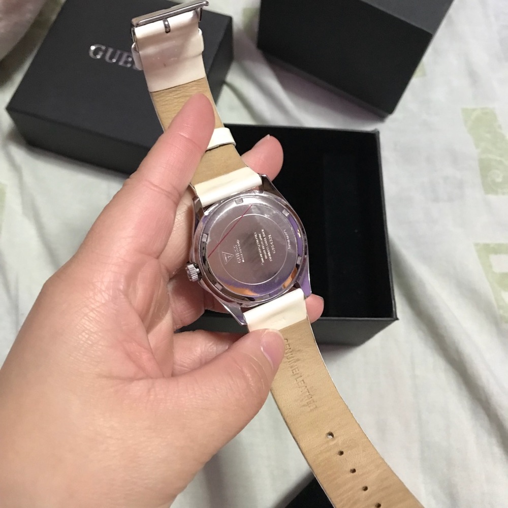 Guess Watch - Picture 3 of 4