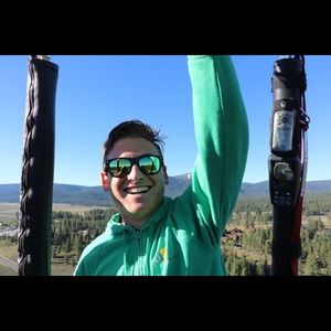 Meet your Posher, Cameron