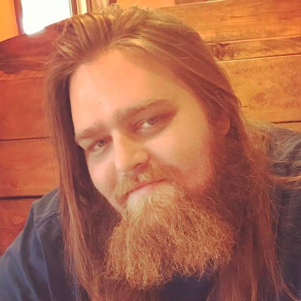 Meet your Posher, Lara