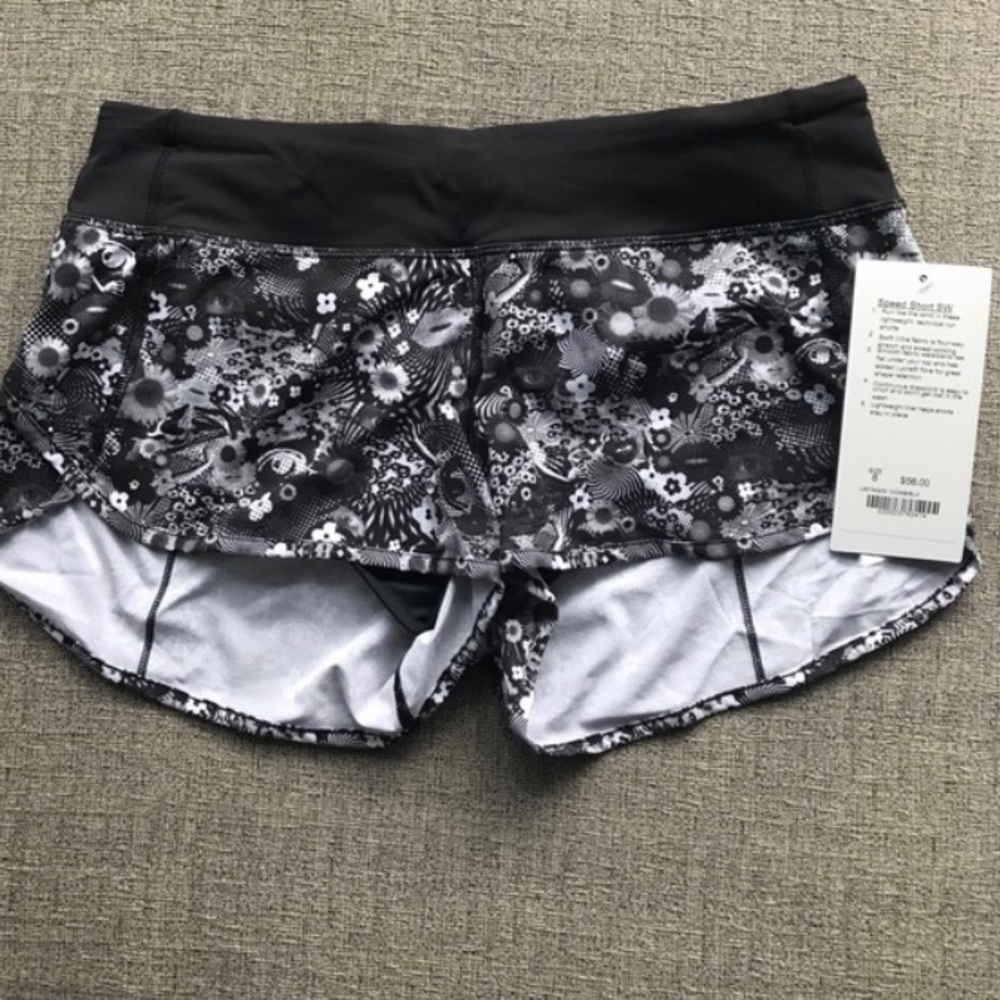 Lululemon. Seawheeze Speed Shorts, Size 8