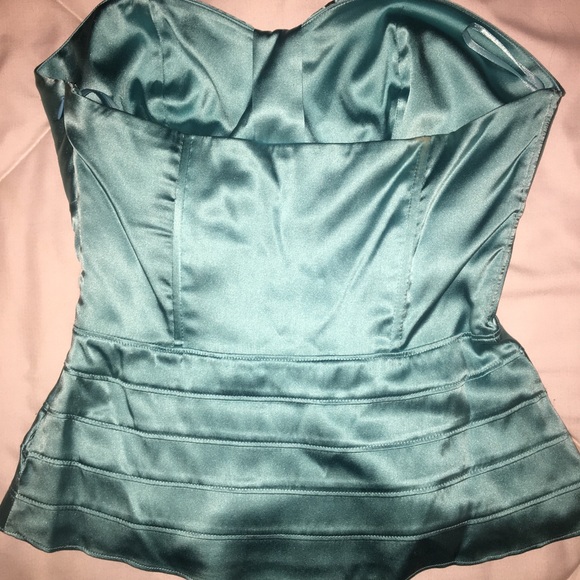 Arden B strapless top - Picture 2 of 3