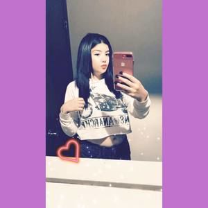 Meet your Posher, Daniela