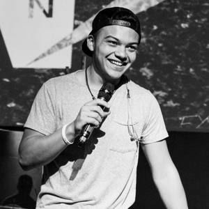 Meet your Posher, Josh