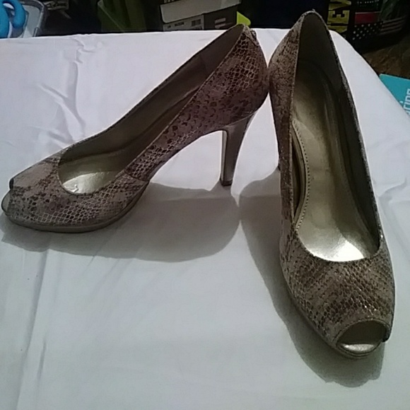 Anne Klein Shoes - Anne klein iflex Bronze heel