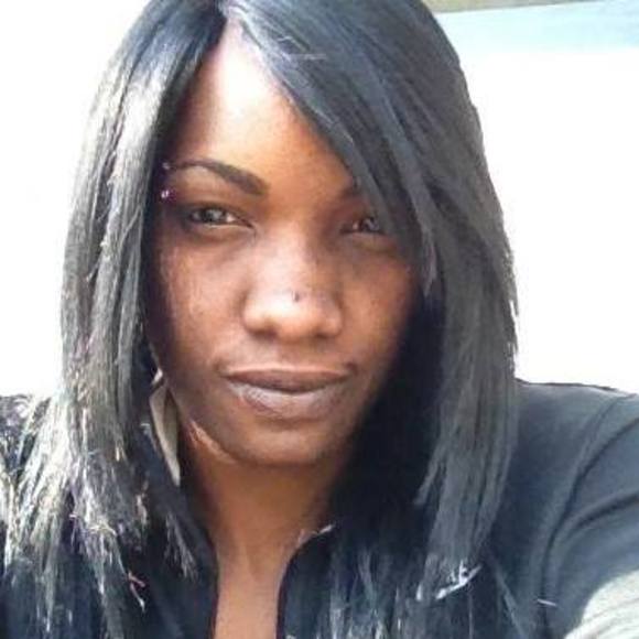 Meet your Posher, Elaine - Picture 1 of 1