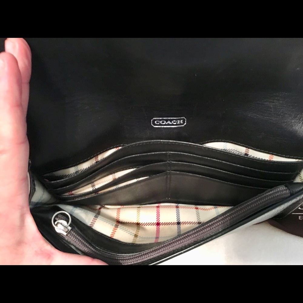 Sold Coach gunmetal grey - Picture 8 of 8